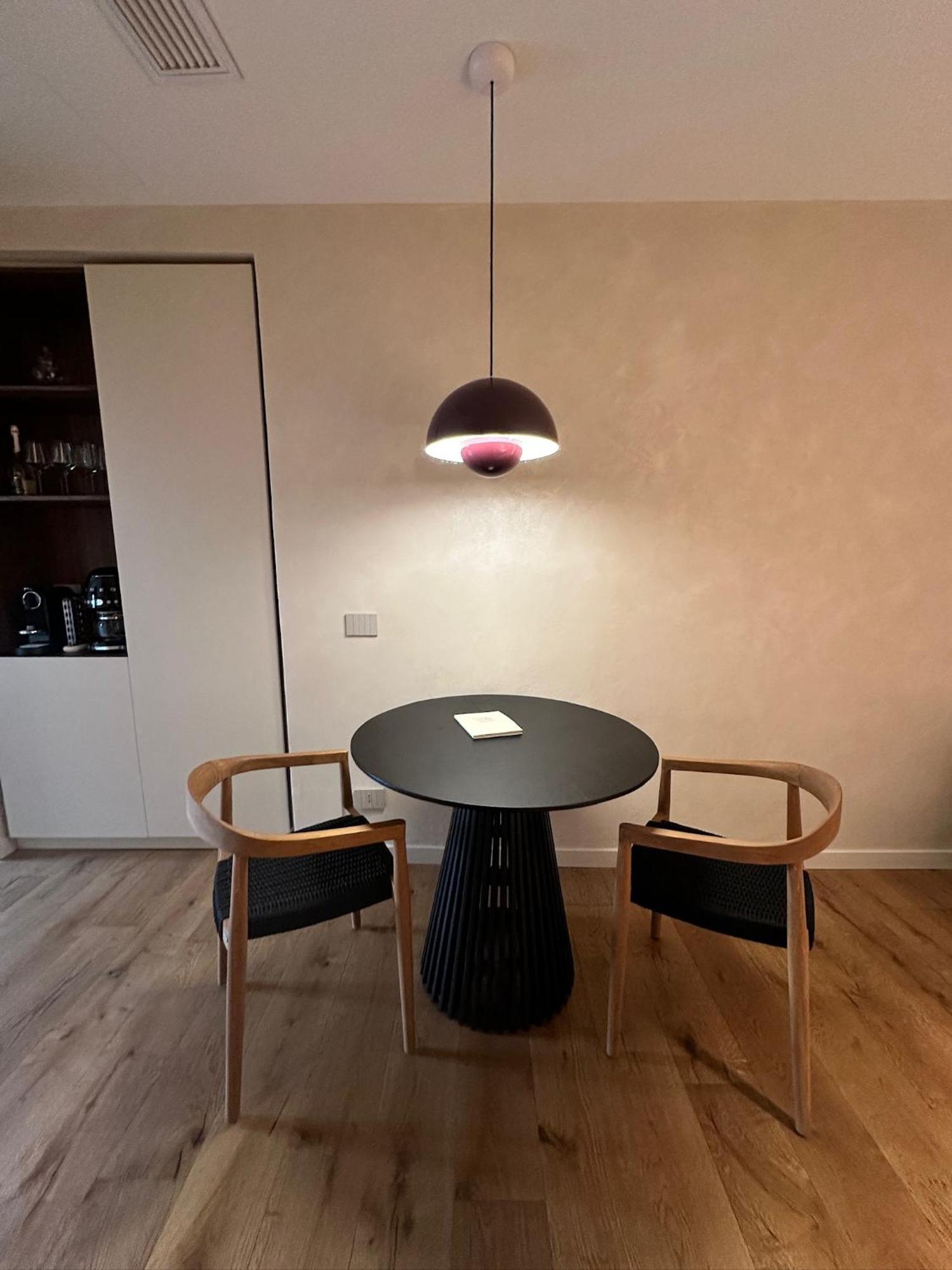 Prestigious In Repubblica Apartment